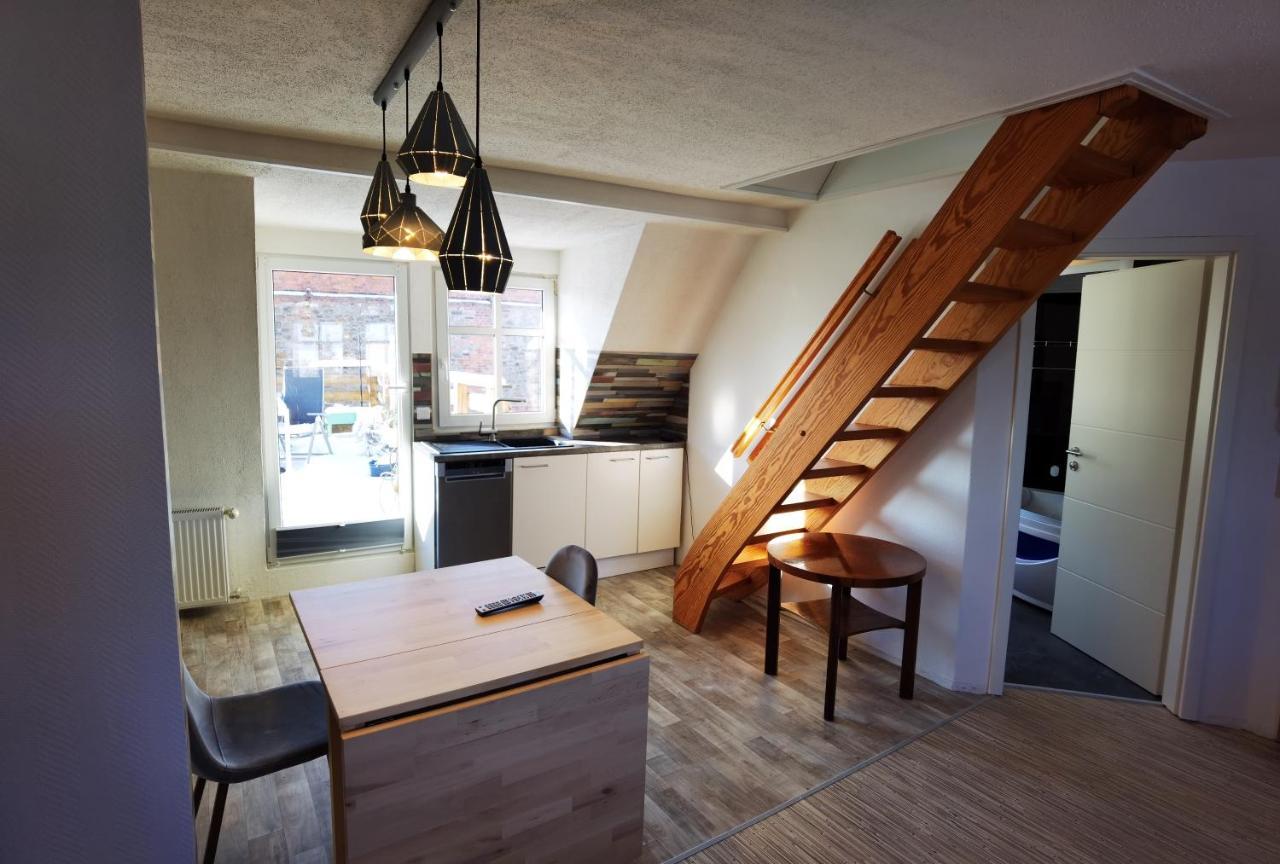 Gemuetliche Dachwohnung Mit Kleiner Oder Grosser Dachterrasse Nebeneinander Wolmirstedt المظهر الخارجي الصورة