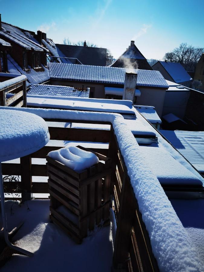 Gemuetliche Dachwohnung Mit Kleiner Oder Grosser Dachterrasse Nebeneinander Wolmirstedt المظهر الخارجي الصورة