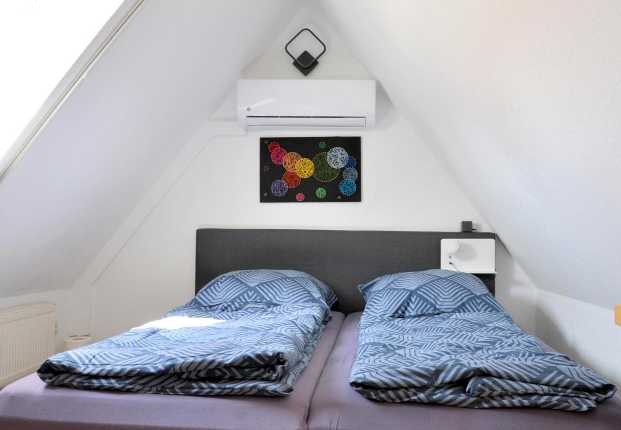 Gemuetliche Dachwohnung Mit Kleiner Oder Grosser Dachterrasse Nebeneinander Wolmirstedt المظهر الخارجي الصورة